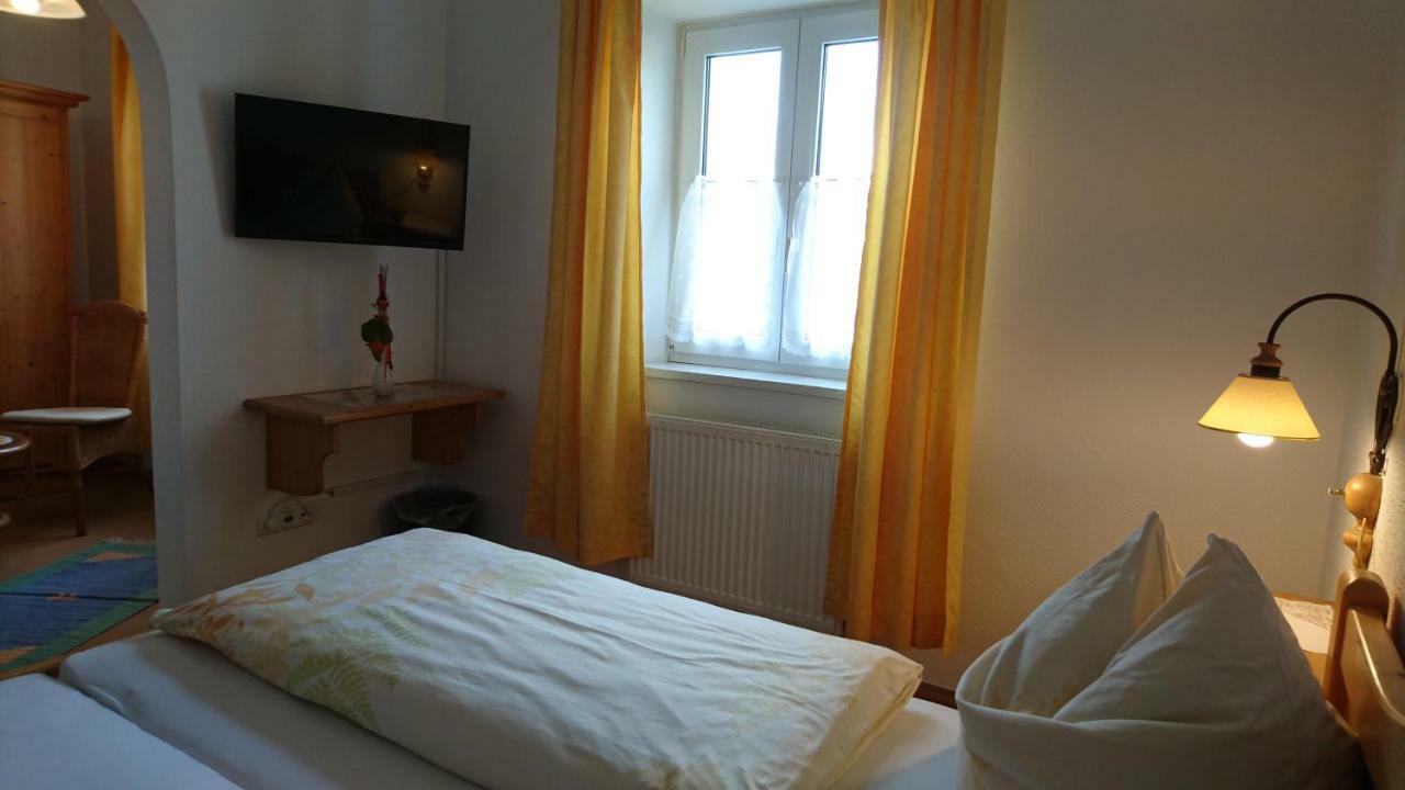 Muehldorfer Hof Hotel Altötting Buitenkant foto